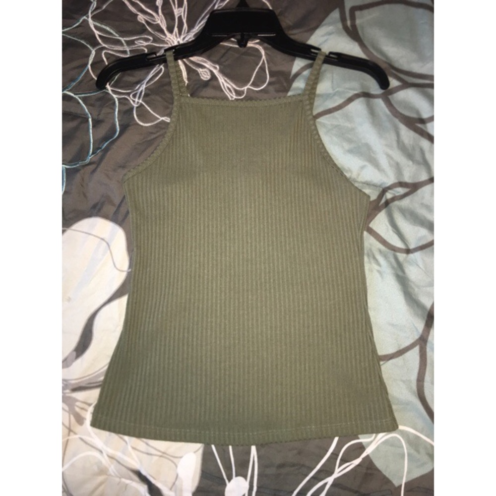 Rue 21 Crop Top